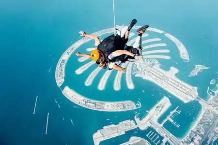 skydive dubai thumb