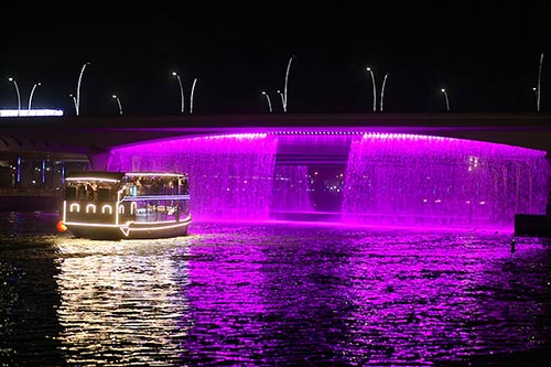 dubai canal dhow cruise