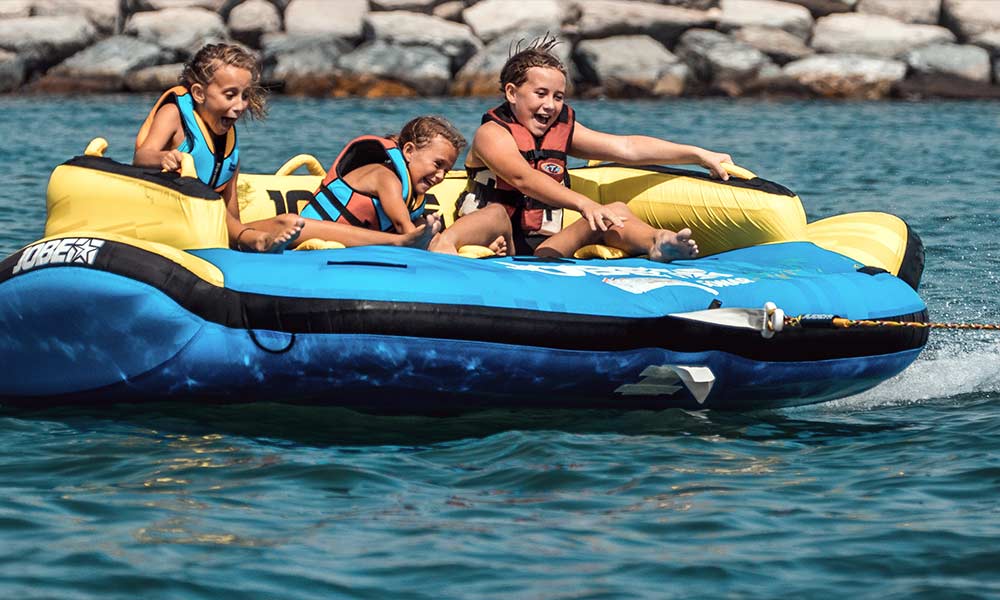 towable boat ride dubai