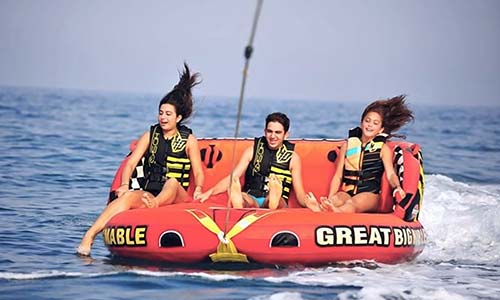 towable boat ride dubai