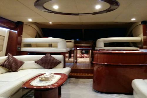 majesty yacht rental dubai